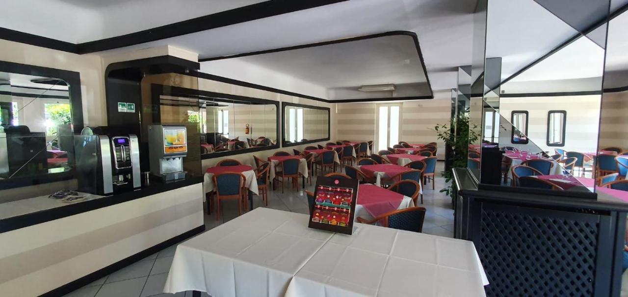 Hotel Sud Est By Fam Rossetti Lavagna Esterno foto