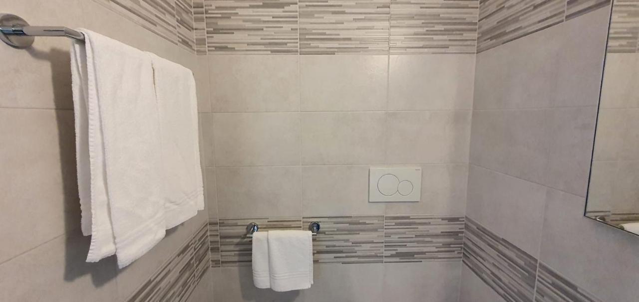 Hotel Sud Est By Fam Rossetti Lavagna Esterno foto