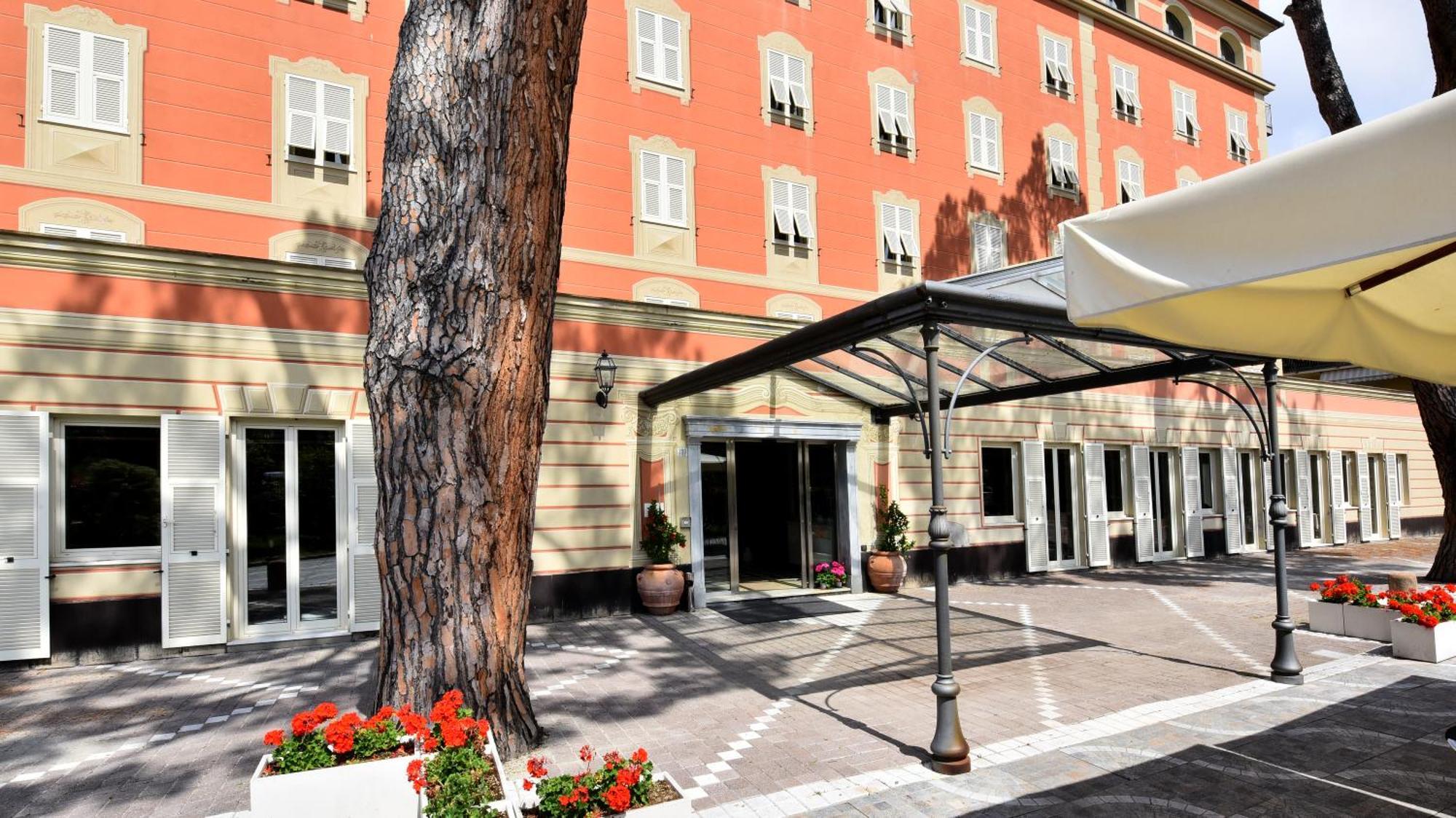 Hotel Sud Est By Fam Rossetti Lavagna Esterno foto