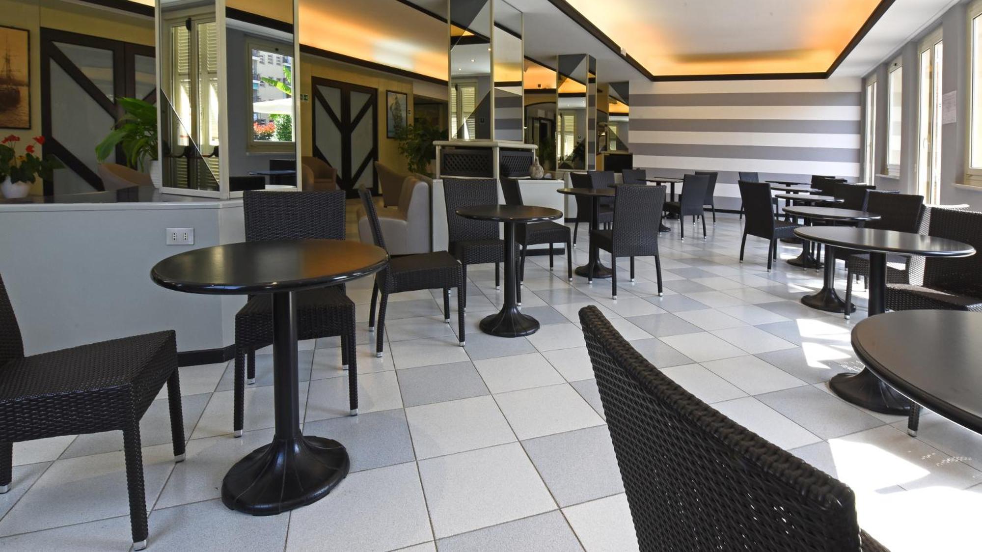 Hotel Sud Est By Fam Rossetti Lavagna Esterno foto