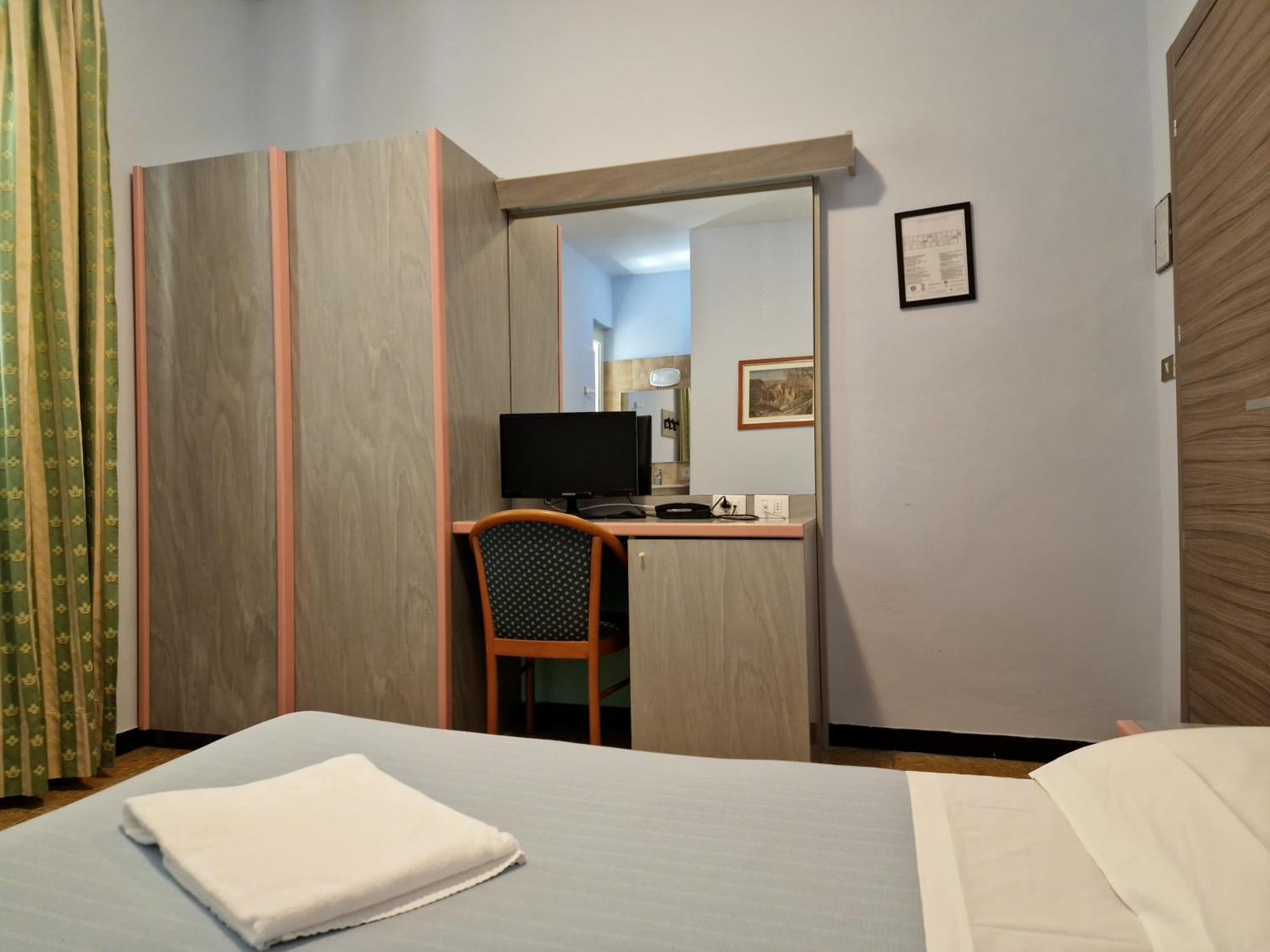 Hotel Sud Est By Fam Rossetti Lavagna Esterno foto
