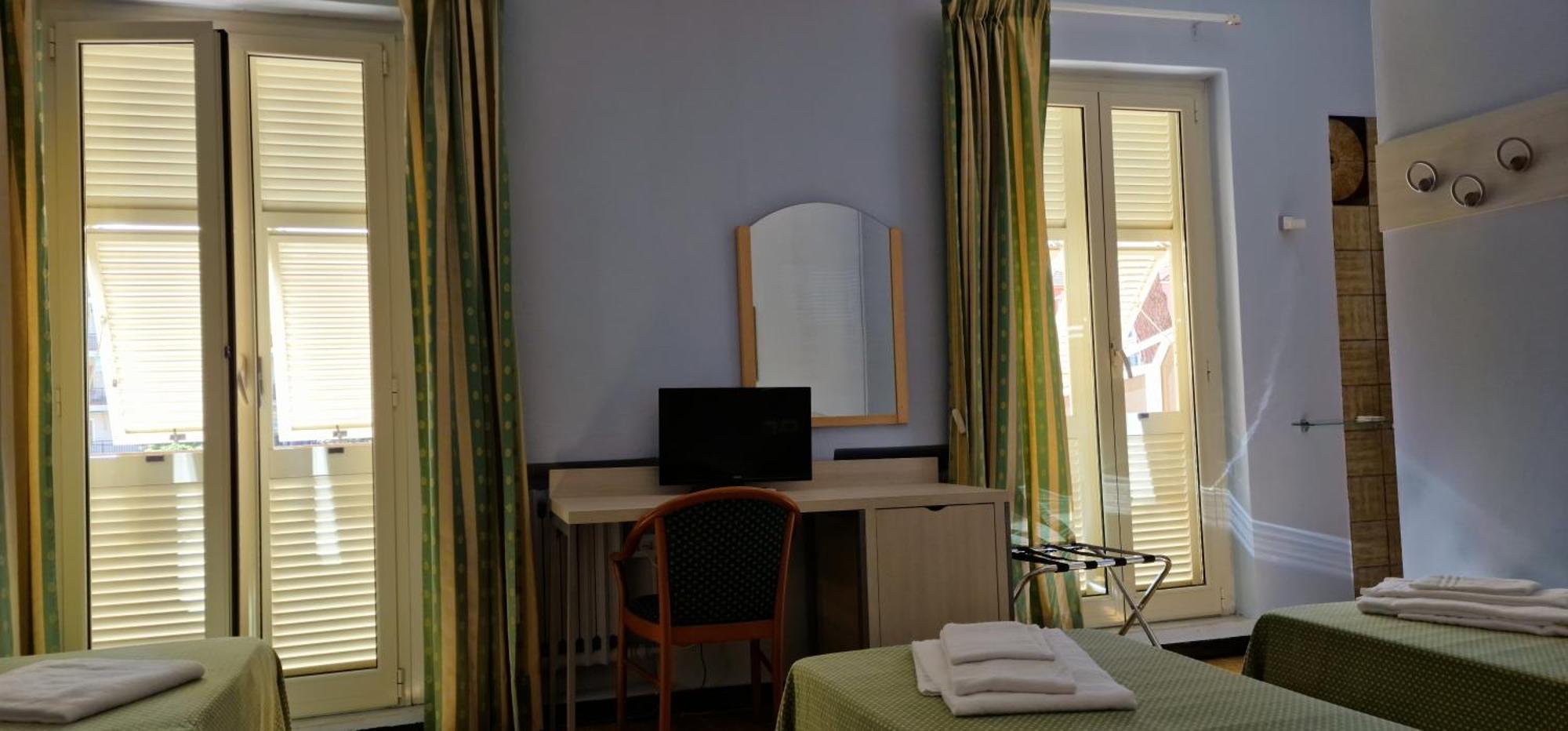 Hotel Sud Est By Fam Rossetti Lavagna Esterno foto